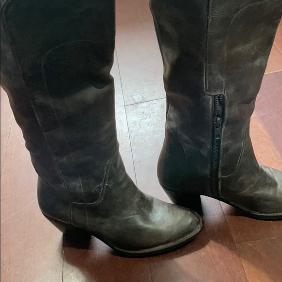 Boots - Picture 3 of 5